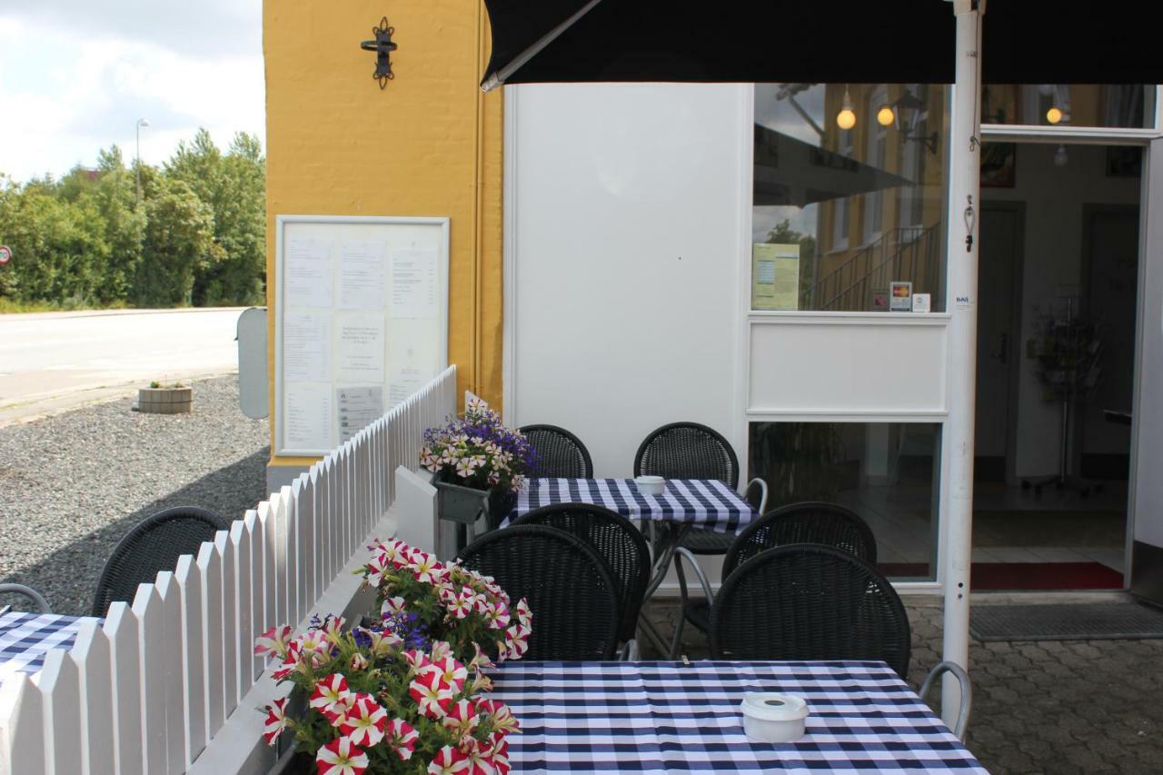 Solyst Kro- Restaurant Og Hotel I/S Aabenraa Exterior photo